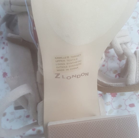 Z London Faux Ballet Heels - Picture 3 of 6